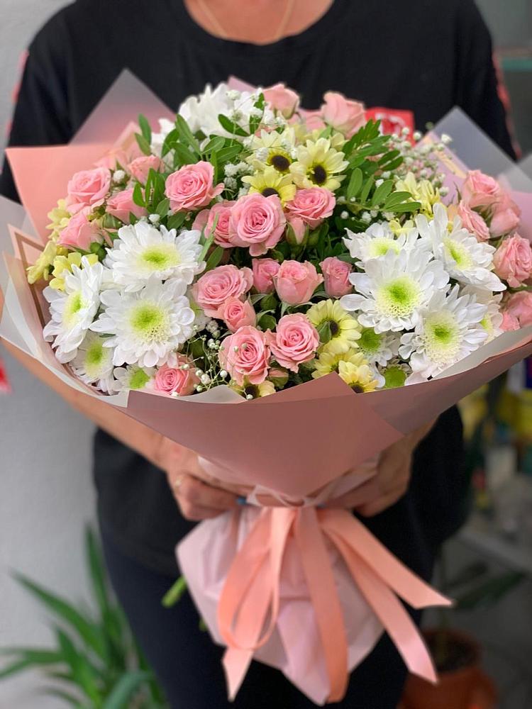 Букет цветов из: Розы и Хризантемы в Тимонино