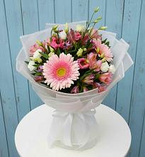 Букет цветов из:  Герберы, Альстромерии и Лизиантусы в Тимонино